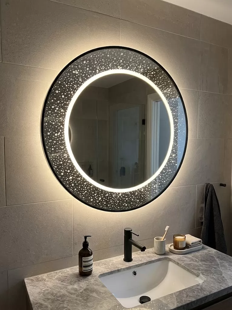 Gương đèn LED in 3D nhà tắm Bắc Ninh